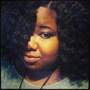 Meet your Posher, Roshana